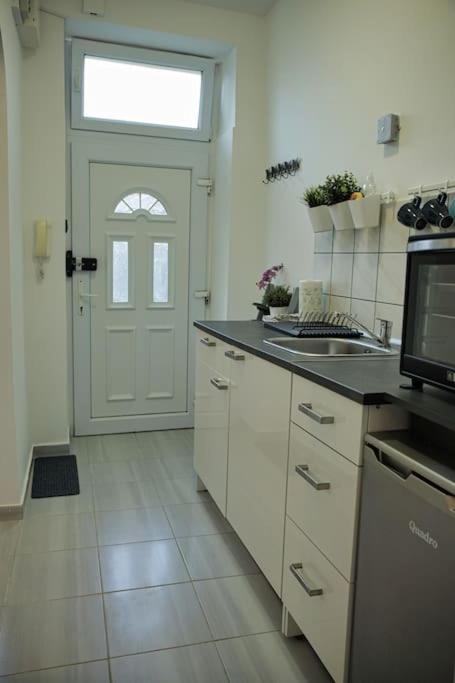 Studio Apartman Gajba In City Center 자그레브 외부 사진